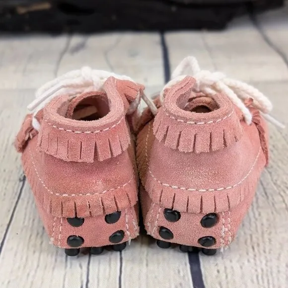 Minnetonka Infant Suede Moccasin Booties with Fringe – Soft Sole, Anti-Slip Grip