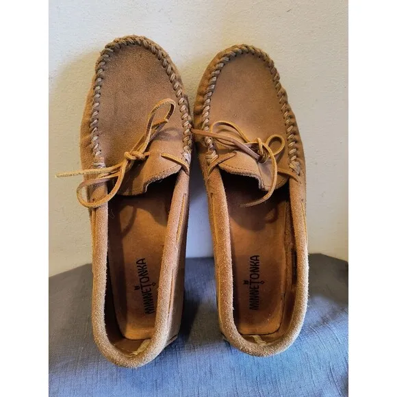 Minnetonka  Men 10 Ladies 11.5 Laced Moccasins Brown All Leather Driving Sole
