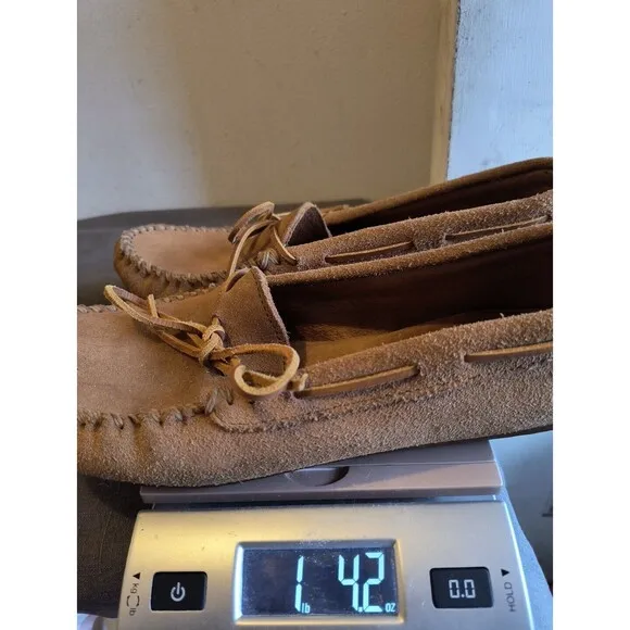 Minnetonka  Men 10 Ladies 11.5 Laced Moccasins Brown All Leather Driving Sole