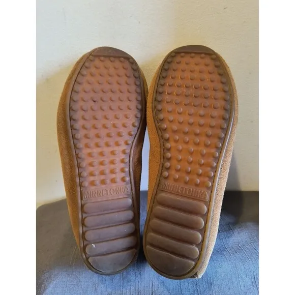 Minnetonka  Men 10 Ladies 11.5 Laced Moccasins Brown All Leather Driving Sole