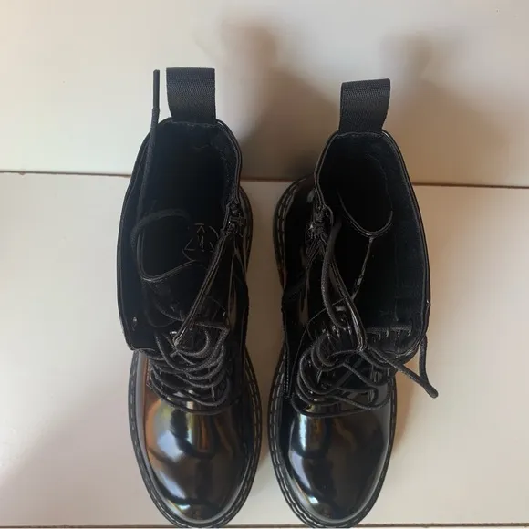 Misguided Women’s Black Combat Boots Lace Up  Size 9