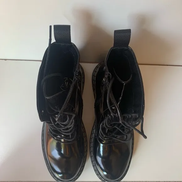 Misguided Women’s Black Combat Boots Lace Up  Size 9