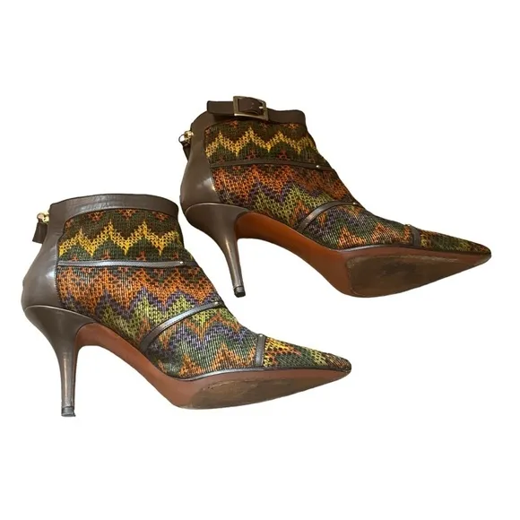 MISSONI - STEPPING OUTSIDE THE AHOE BOX  - SIZE 39 - IN GOOD CONDITION S6