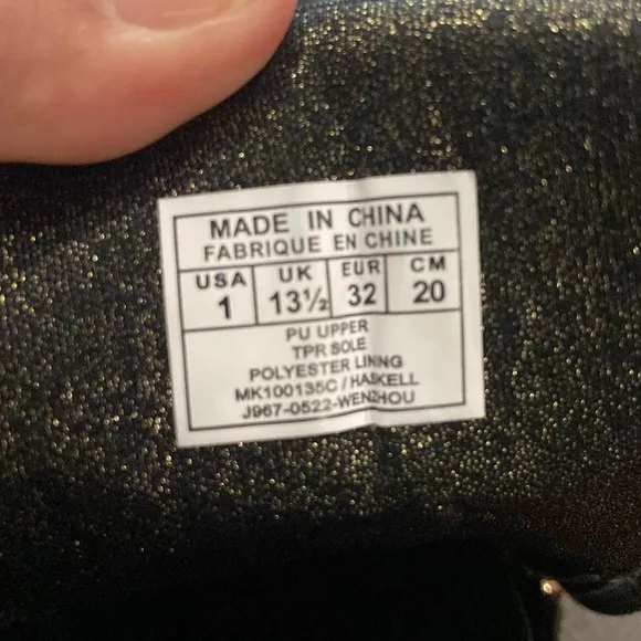 MK like new zipper sided boots
