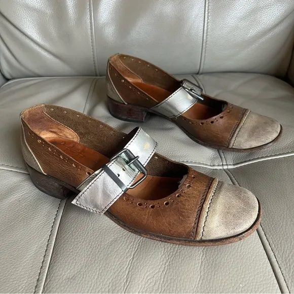 MOMA Two Tone Leather Italian Shoes Sz 38 Mary Jane Square Toe Brown Silver