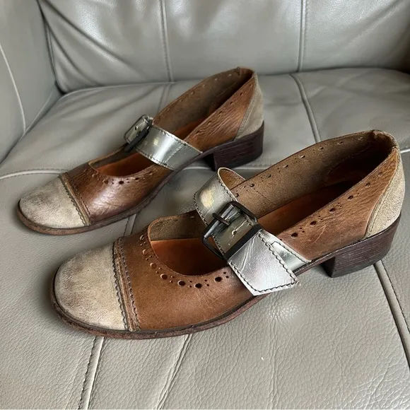 MOMA Two Tone Leather Italian Shoes Sz 38 Mary Jane Square Toe Brown Silver