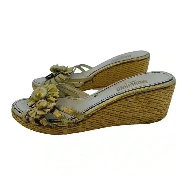 Moschino Gold Flower Platform Wedge Sandals Wicker Women's Size 7