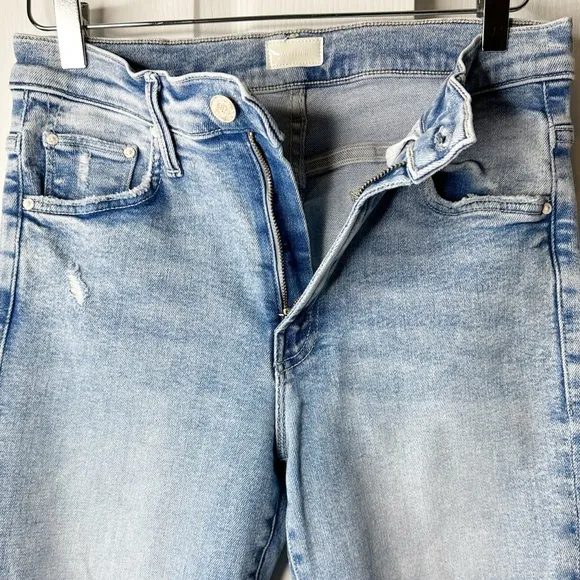 MOTHER Denim The Insider Crop Step Fray in Love in a Boat Size 29