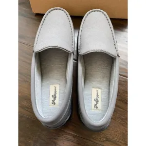 MySlippers Mens Moccasin Size 8