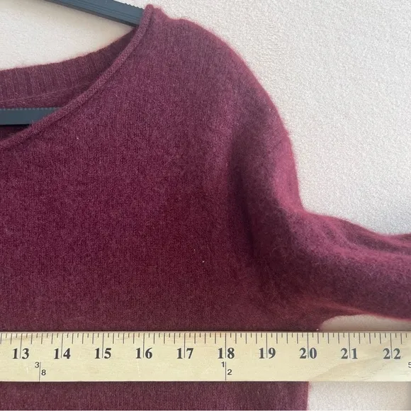 Naadam 100% Cashmere Boatneck Sweater Berry Women’s size Small