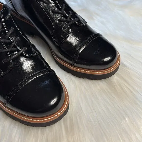Naturalizer Black Cabaret Lace Up Lug Derby
