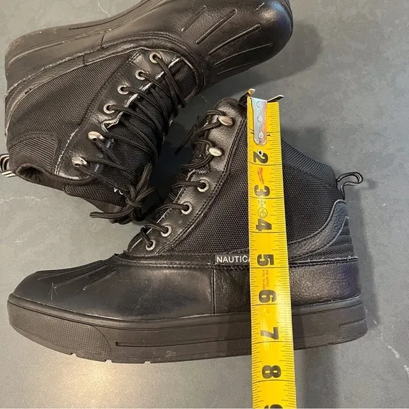 Nautica sz 10 black leather canvas lace-up duck boots
