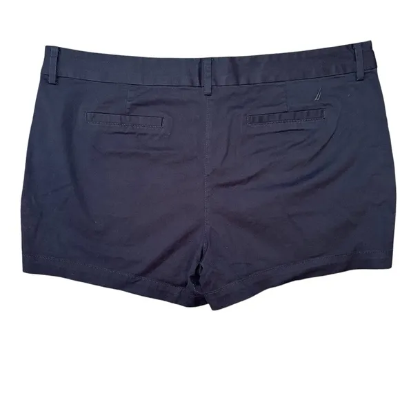 Nautica Women's 4&quot; Mid Rise Twill Shorts Bundle - Navy Blue &amp; Red - Size 16