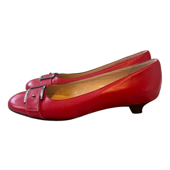 Neiman Marcus 9.5 Amalfi Italian Leather Round Toe Kitten Heels Ballet Flats Red