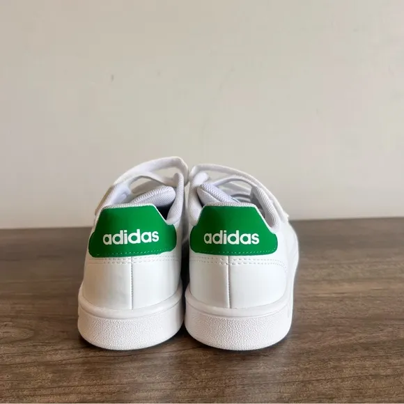 NEW Adidas Advantage CF C Youth Shoe Size 2