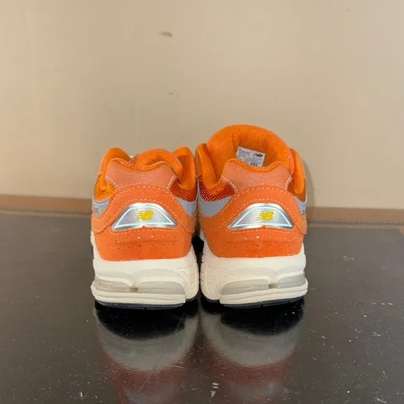 New Balance 2002R Ginger Lemon Classic Orange PC2002PA Big Kids Size 3Y