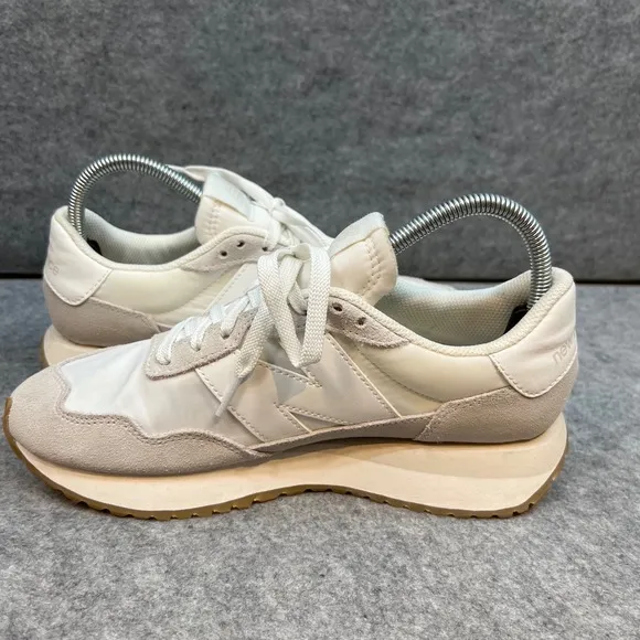 New Balance 237 Sneakers Retro Style, Neutral Casual Shoes, Women's Size 7.5