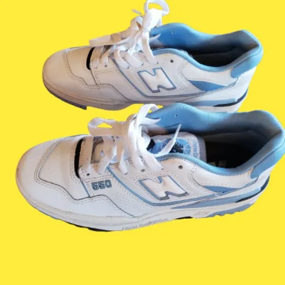 New Balance  550 UNC White University Blue size: 6