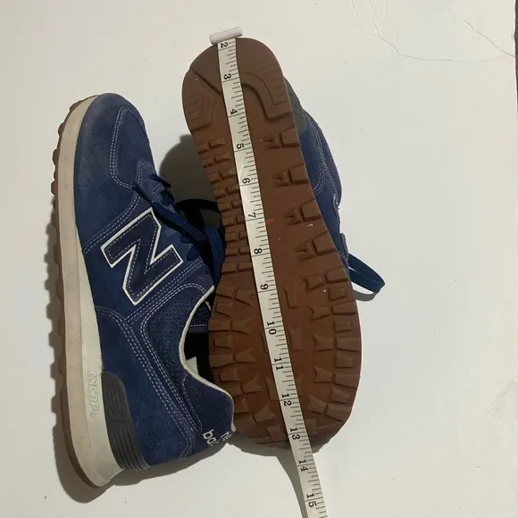 New Balance D ML574ESG 574 Classic Suede Unixes Shoes Size 10 No Box