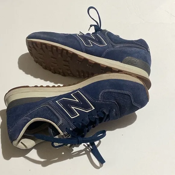 New Balance D ML574ESG 574 Classic Suede Unixes Shoes Size 10 No Box