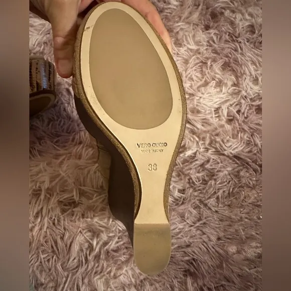 New Baldan Brown and Tan Leather Suede Peep Toe Sandal Wedges Size 38