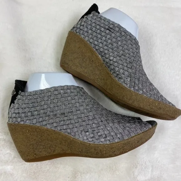 NEW!‎ Bernie Mev. &quot;Sabrina&quot; Open Toe Slip On Wedges, size EU 41