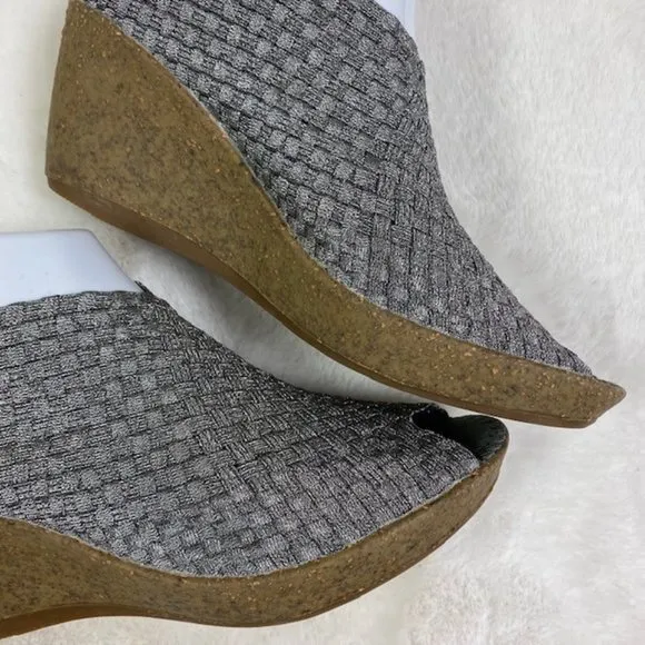 NEW!‎ Bernie Mev. &quot;Sabrina&quot; Open Toe Slip On Wedges, size EU 41