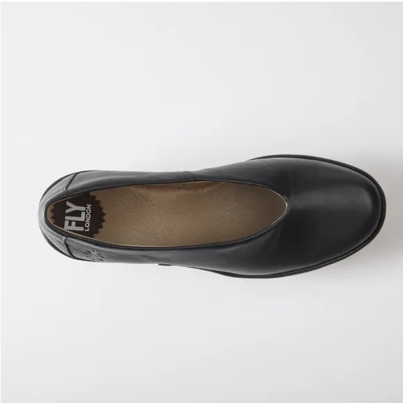 New Beso Wedge ShoeLeather Shoe (ID: A158265)Designed by Fly London size 40