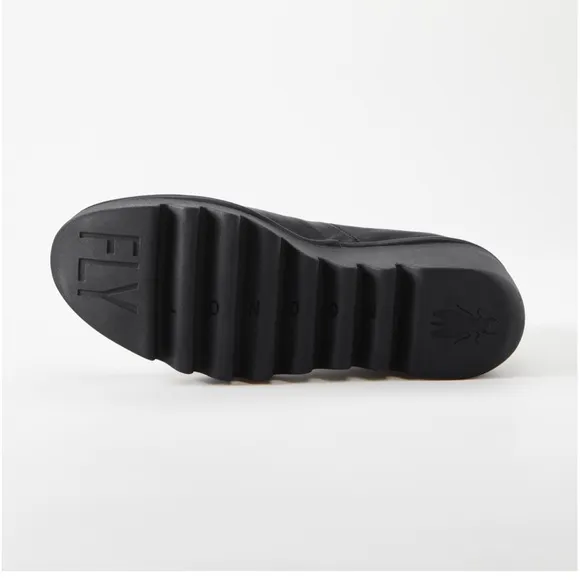 New Beso Wedge ShoeLeather Shoe (ID: A158265)Designed by Fly London size 40