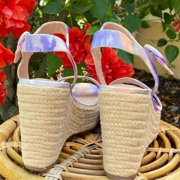 NEW CHELSEA &amp; VIOLET CV-HENNA OPEN TOE ANKLE STRAP TIE-DYE WEDGES 9.5