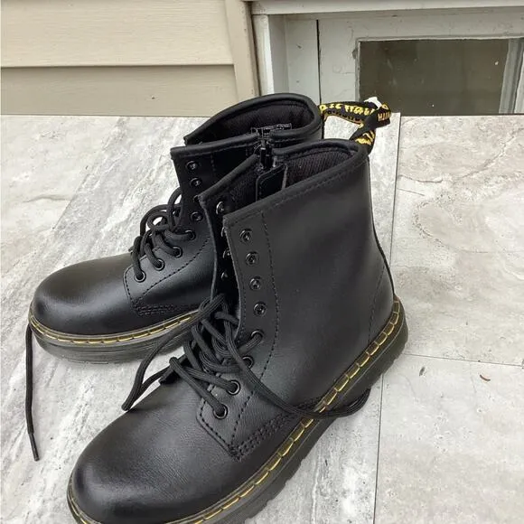 New Doc martens size 3 kids  boots moto combat