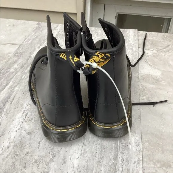New Doc martens size 3 kids  boots moto combat