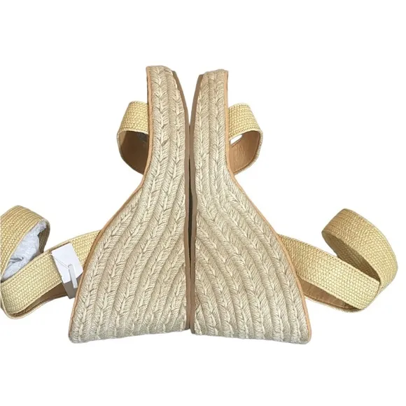 New! Dolce Vita Pia, wedges platform sandals size 10