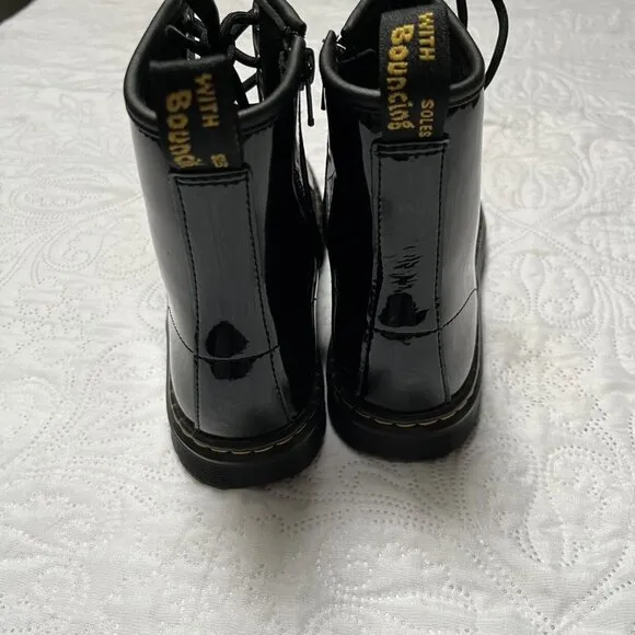 NEW Dr Martens Zavala Patent Leather Boots Size 7