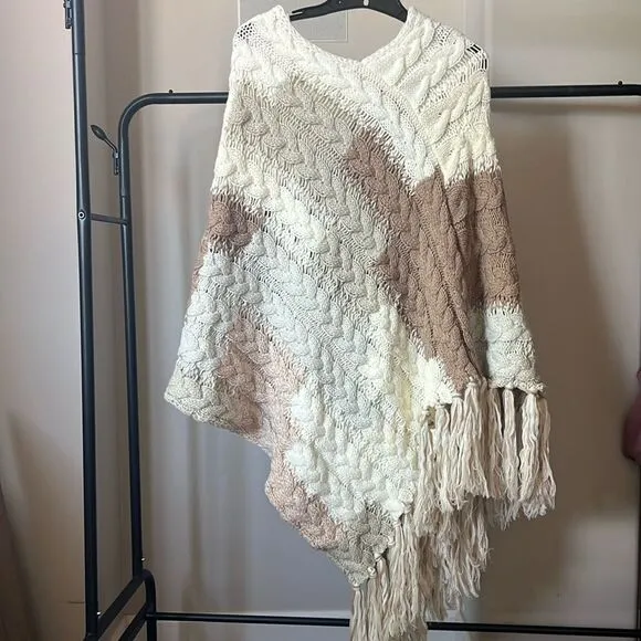 New Free People Revelry Cable Knit Fringe Poncho Pink and White