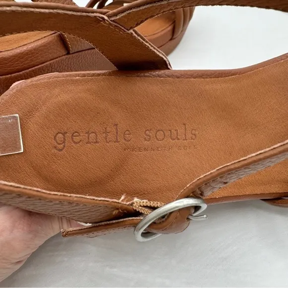 NEW GENTLE SOULS Viki Wedge Women Sandals  Size 9  Color Luggage  MSRP $179