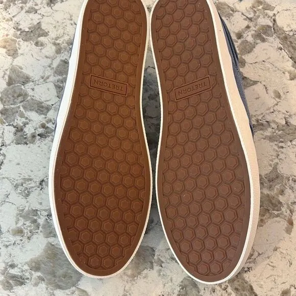 New in box men Tretorn motto blue boat/deck shoe sneaker Sz 12