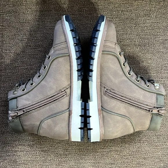 New Kenneth Cole - Andy Lace Up Boots Little Boys Size 12 in Tan