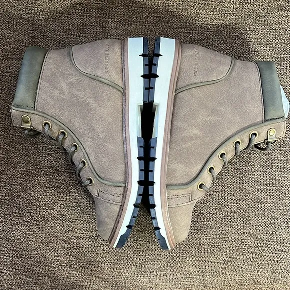 New Kenneth Cole - Andy Lace Up Boots Little Boys Size 12 in Tan