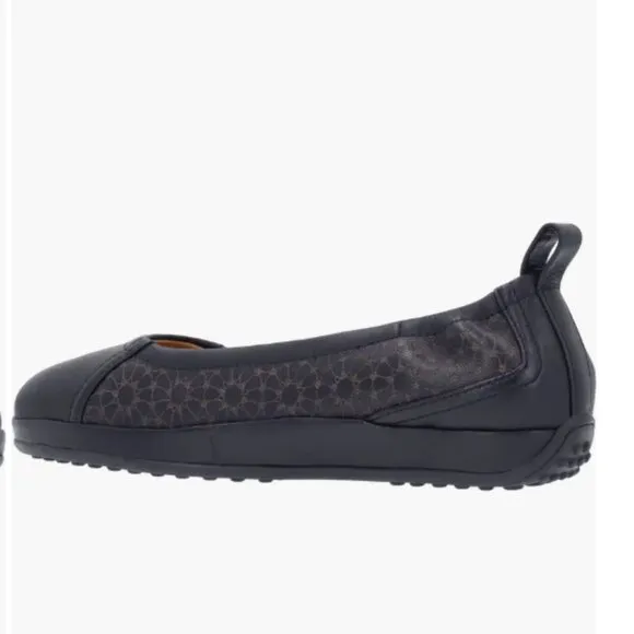 NEW L'AMOUR DES PIEDS Leather Zaliyah Comfort Flats black for women 252