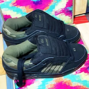 NEW MEN'S GLOBE SHOES SIZE 10.5 MENS SKATE SHOES GLOBE FUSION BLACK CAMO CHUNKY