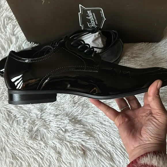 New men’s Sz 11  black patent leatherTux Plain Toe sophisticated Oxford shoes