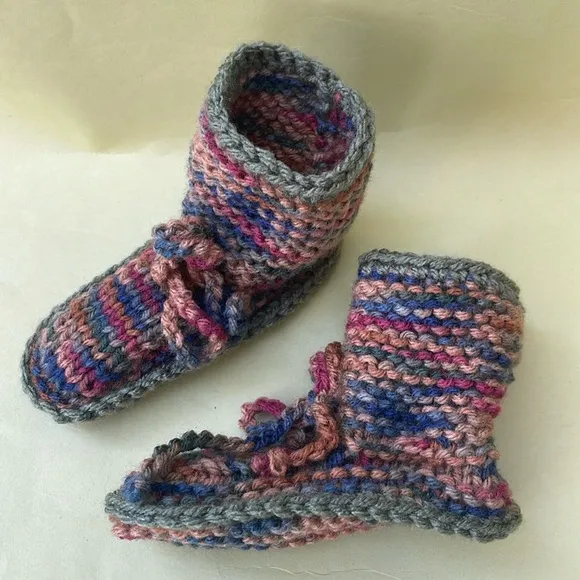 New multicolored/bright orange wool blend hand knitted shoes