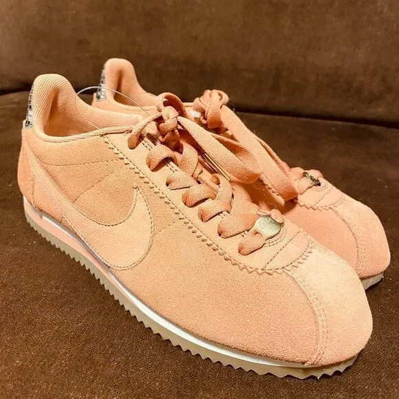 NEW Nike Classic Cortez ALC Womens Size 7.5 US Terra Blush Shoes Suede Sneakers