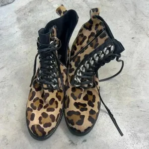 NEW Pancaldi Combat Boots leopard print size 10