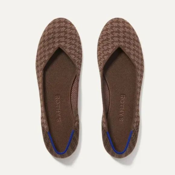 New Rothy's Brown Houndtooth Limited Edition Round Toe Flats