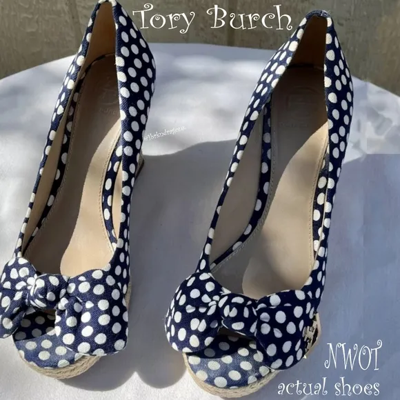 New Tory Burch Polka Dot Wedges Nautical Bow Wedges Boat Summer Spring Sandals