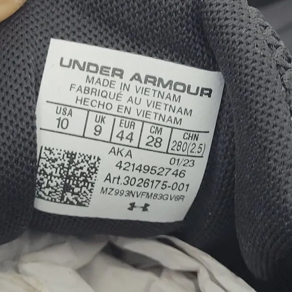 NEW Under Armour Men's Charged Assert Size 10 Runing Shoes Black// 12PT