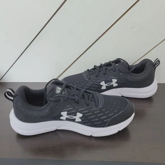 NEW Under Armour Men's Charged Assert Size 10 Runing Shoes Black// 12PT