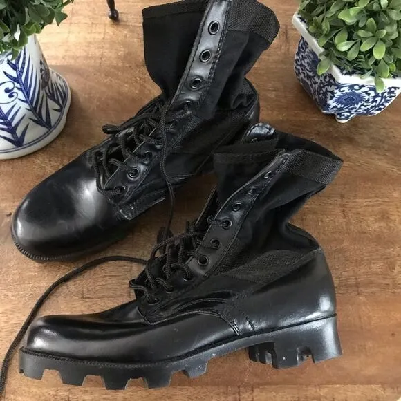 New unworn vintage canvas combat tactical boots 8